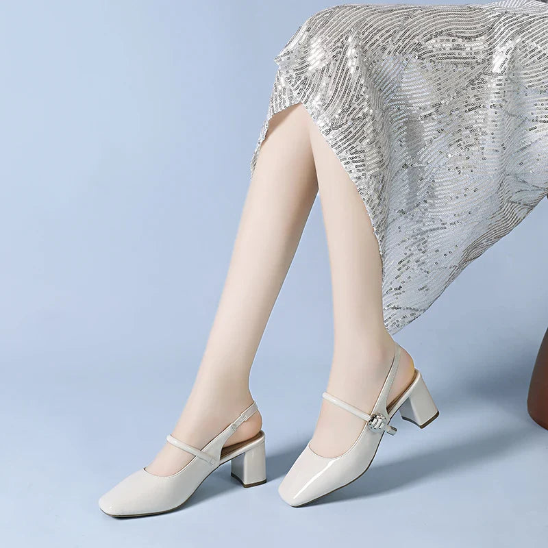 סנדלי עקב דגם קלואי
